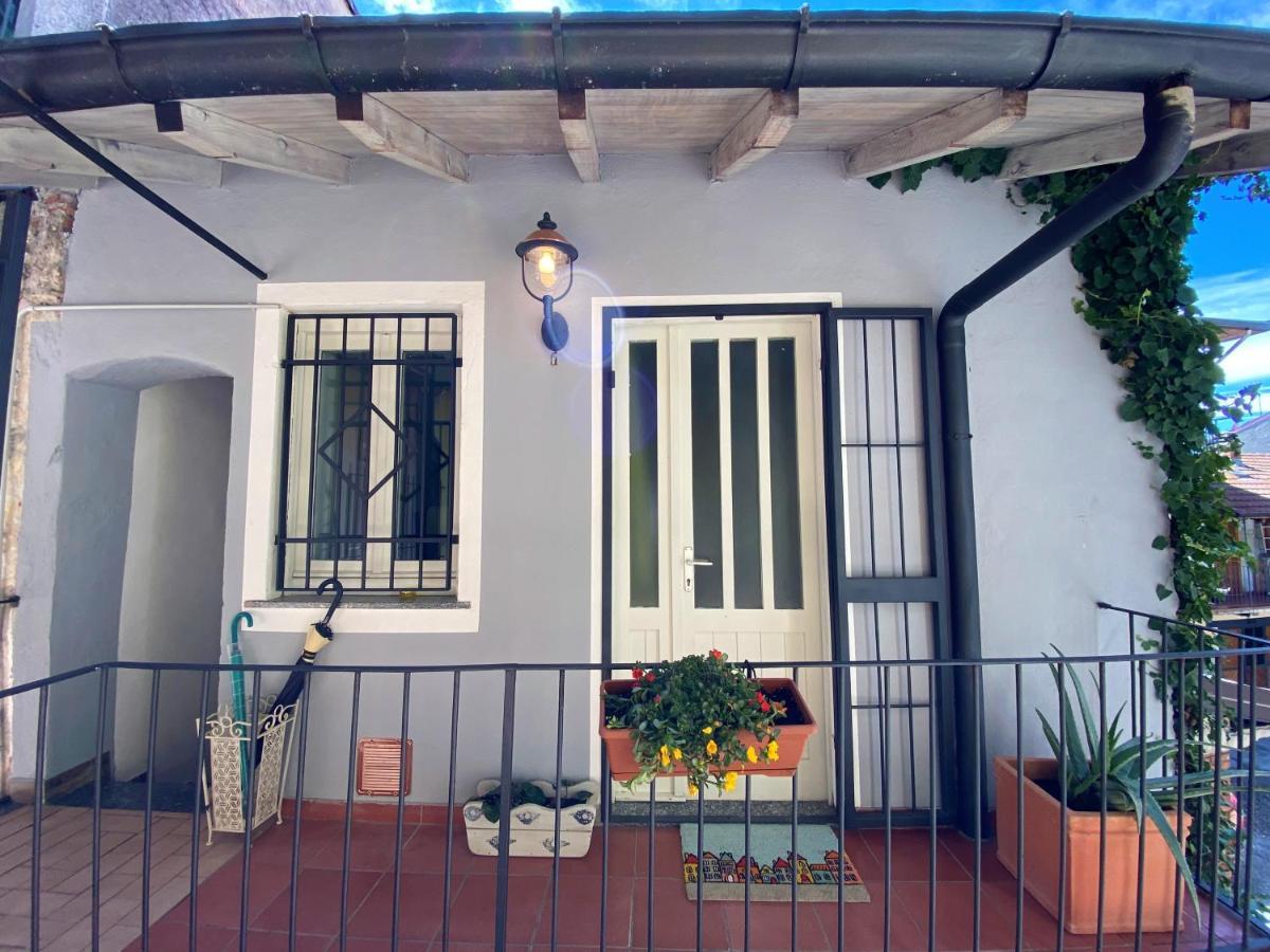 Nicolaus Apartment Sesto Calende Exterior photo