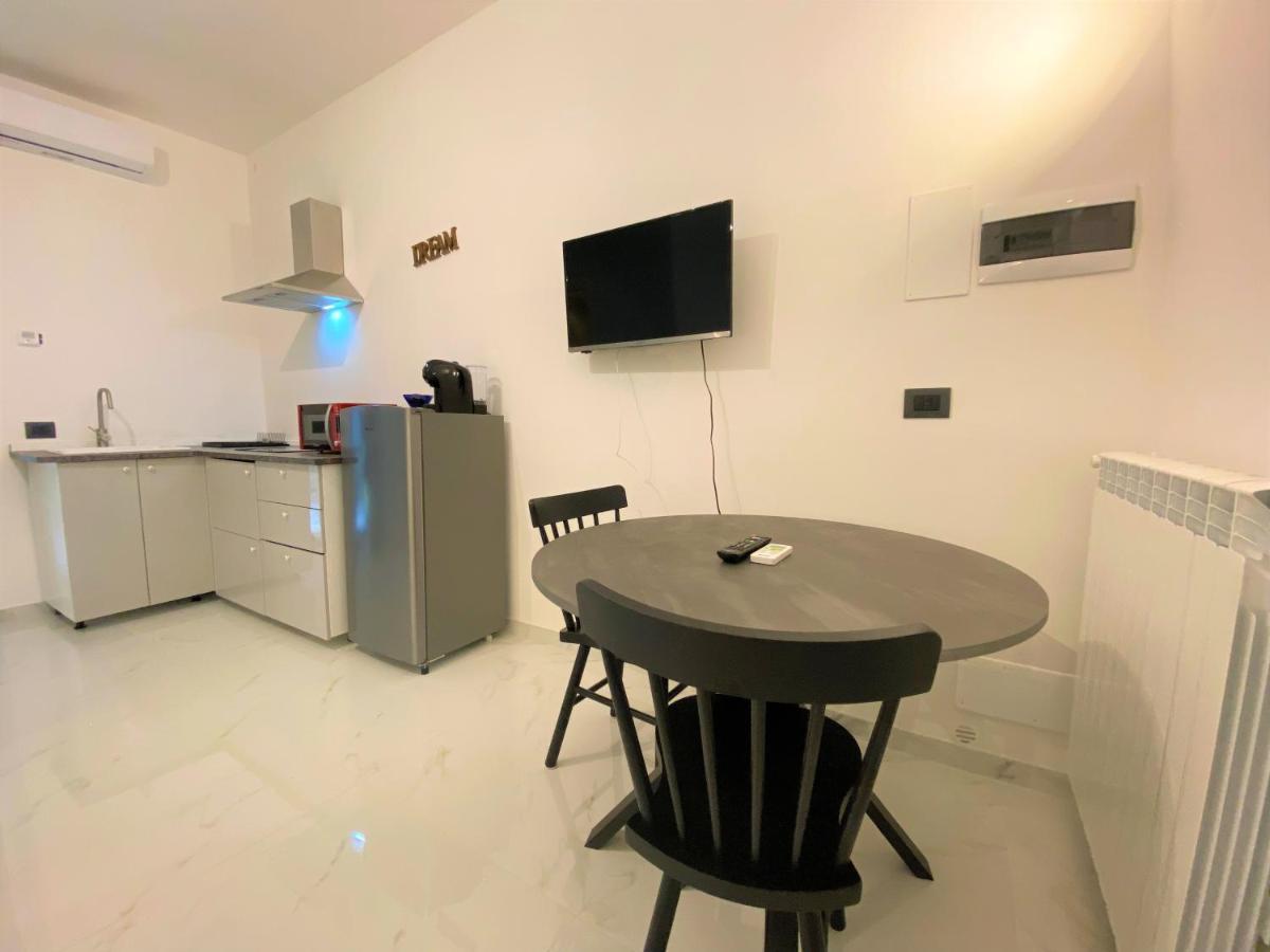 Nicolaus Apartment Sesto Calende Exterior photo